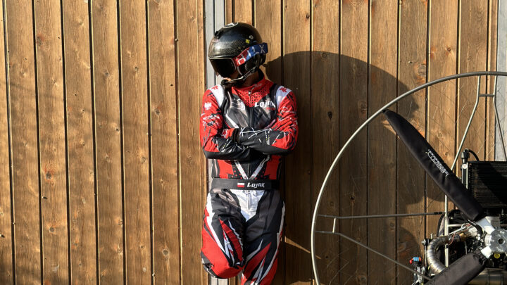 Paramotor suit tryfly
